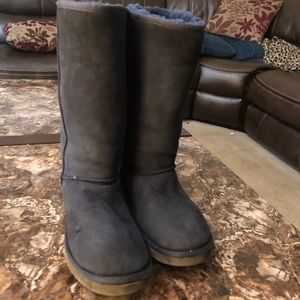 BIG PRICE DROP Navy blue tall Ugg’s